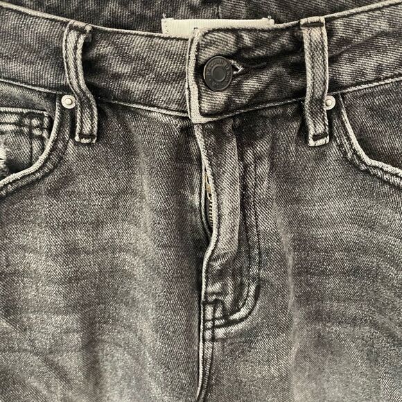 Pacsun size 25 Women's Black Distressed Mom Jeans 100% Cotton see pictures. - Picture 4 of 9